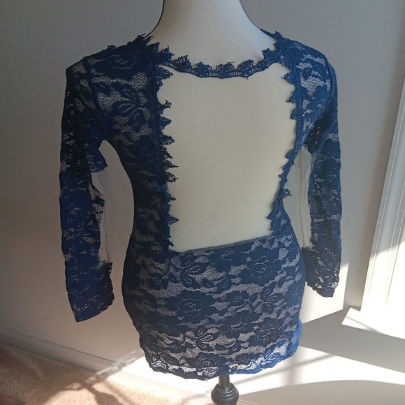 Navy Blue Colored Lace Dress - - Picture 4 of 6